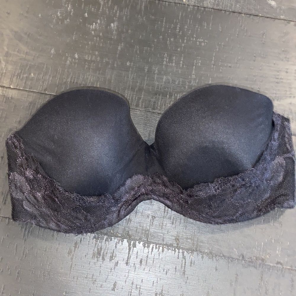 VS Body By Victoria Lined Strapless Bra 32DD